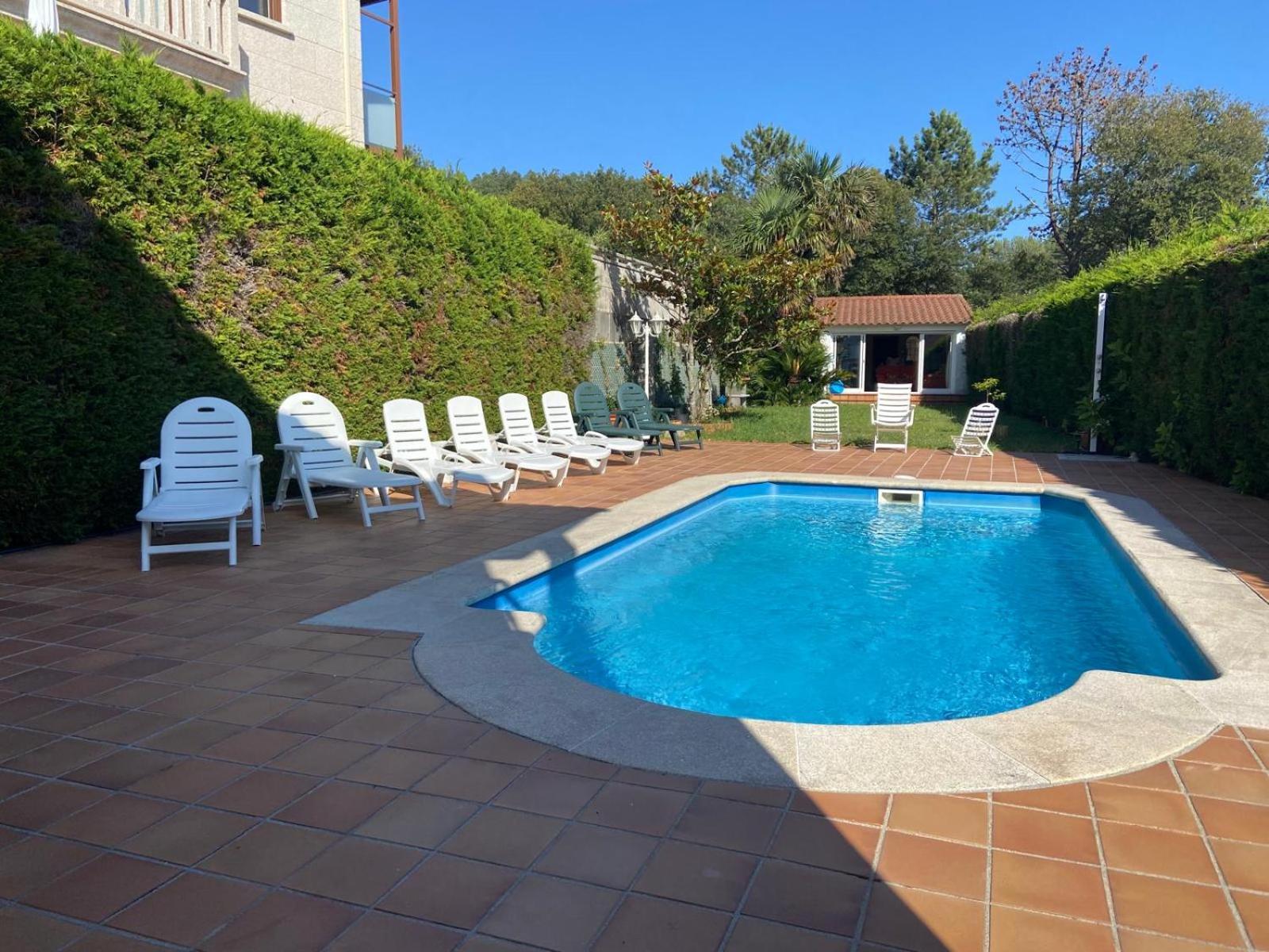 Major Beach And Lake Pontevedra Exterior foto